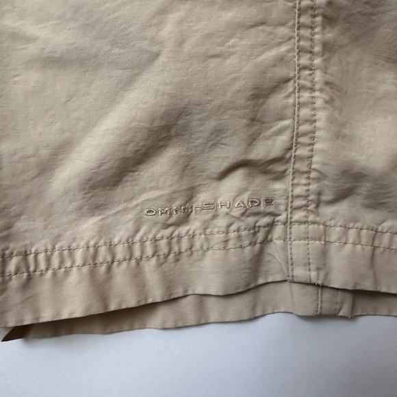 Columbia Women's Omni-Shade Khaki Shorts - XL - Picture 13 of 16